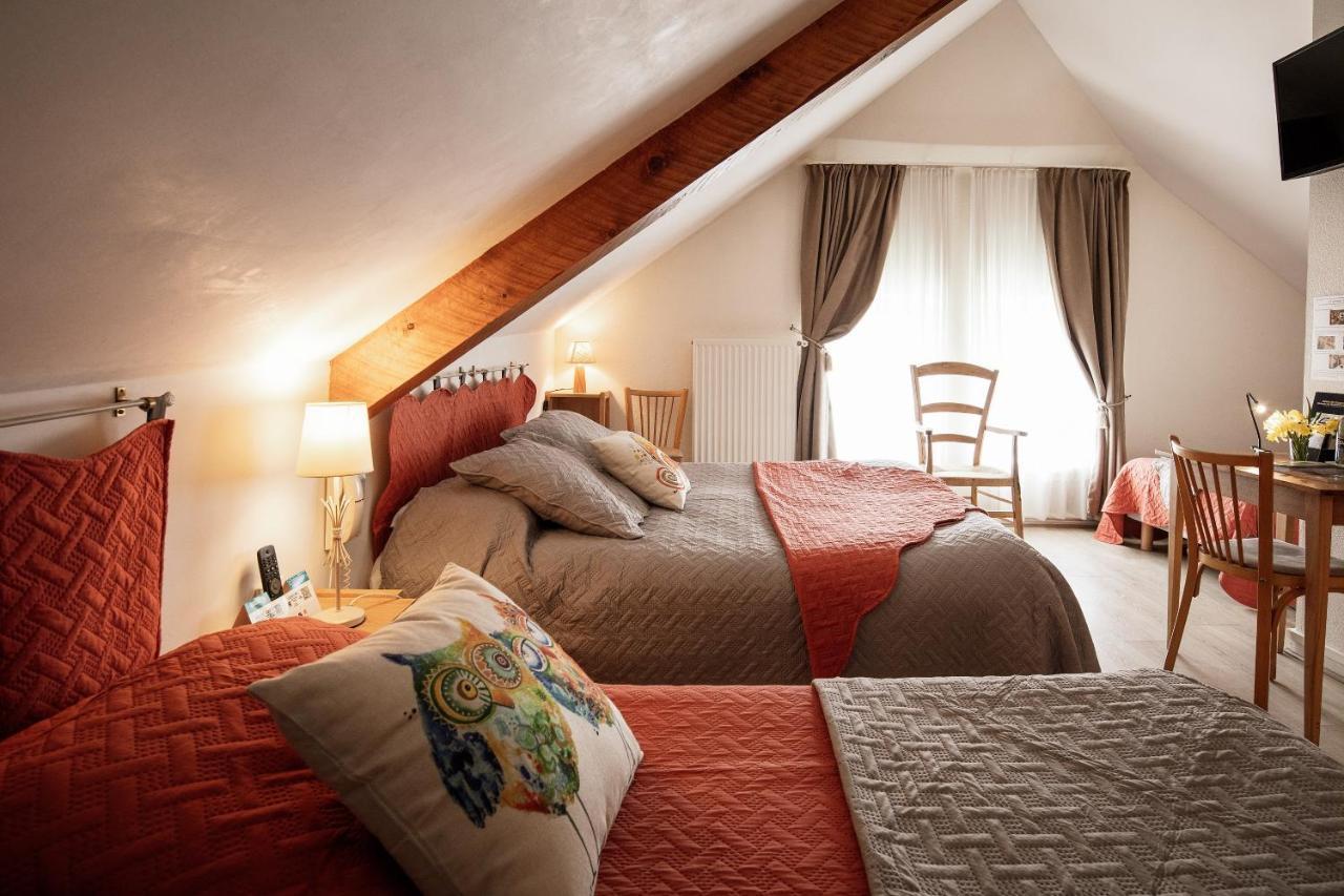 Hotel Restaurant De La Poste Et La Grange Detente, Espace Bien-Etre Châteauneuf-de-Randon Rum bild